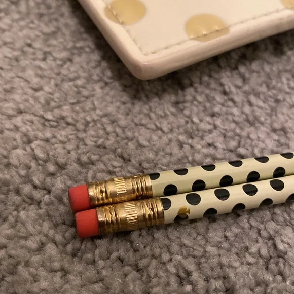 Kate Spade ♠️ zipper pouch - Picture 6 of 12